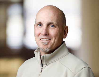 Twin Valley employee spotlight headshot of Darren Bates.