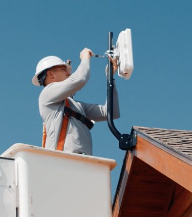 Free professional equipment installation with Twin Valley Air Fiber rural internet